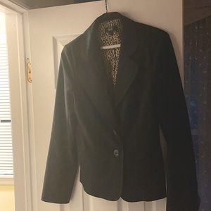Black sharp fitted blazer